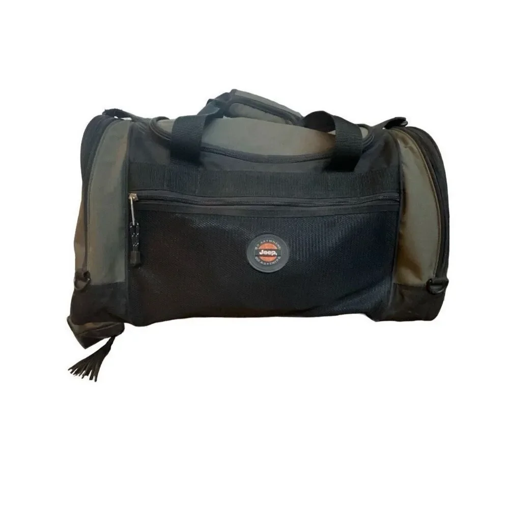 Jeep travel equipment duffel bag, two side pockets, and a large middle pocket vi